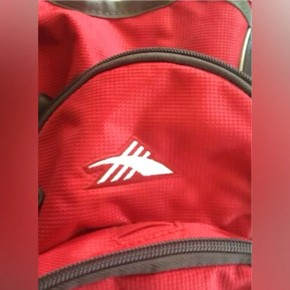 High Sierra HydraHike Outdoors Hiking Technical Travel Backpack Bag Red & Grey